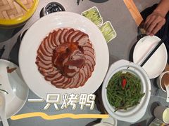 -褚记烤鸭·南京家常菜(雨花客厅店)