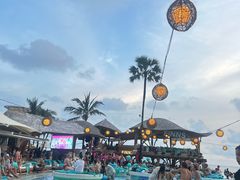 -FINNS Beach Club