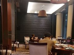 -粤尚腾香居中餐厅(首都机场希尔顿店)