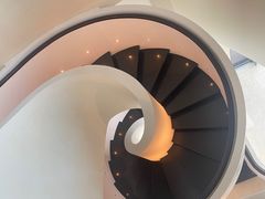 -瑰丽酒店·海吧·天际下午茶·现场DJ·天台酒吧