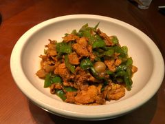 山涧小炒肉-山涧肴·泉水煮活鱼(坂田店)