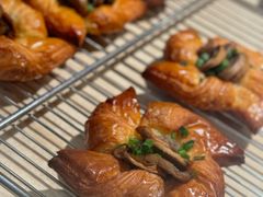 -VERIE BAKEHOUSE