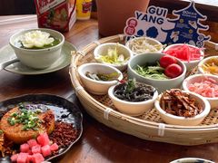 -包整·丝娃娃(甲秀楼景观店)