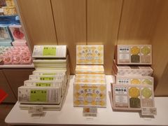 -好利来(东四店)