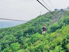 -浙东第一尖雪山欢乐谷
