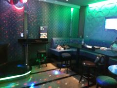 -乐界KTV(虹桥中心店)