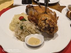 -申德勒加油站餐厅(三里屯北小街店)