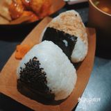 可爱的日式饭团和便当