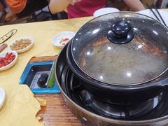 -濠轩阁特色生蚝火锅(水湾路店)