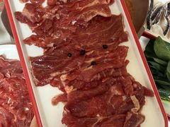 -毛辣果·贵州红酸汤牛肉火锅(西单店)