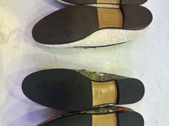 -莱靓奢侈品洗护改衣店(新世界百货崇文店)