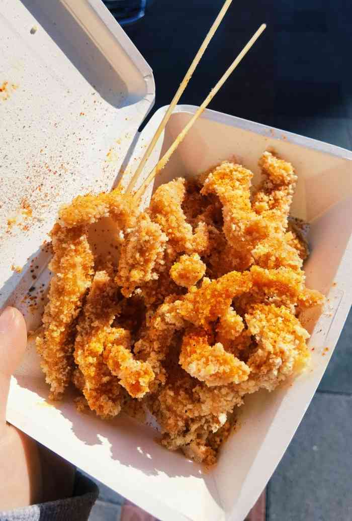 彭浦一炸(定西路店)-"夜晚的炸串总是那么那么那么香!价格便宜.