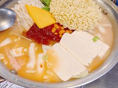 部队火锅-富乐满韩国正宗炸鸡韩国料理(虹泉路店)