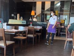 -必胜客(机场路店)