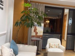 -HEYAN荷妍专业脱毛连锁机构