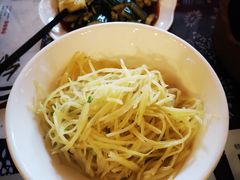-富正毅三下锅·湘西韵味(天门山索道店)
