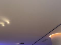-涨巢·潮玩水疗局