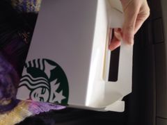 星巴克(绿色米兰广场店)-星巴克(上海汇锦里店)