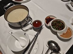 -红鼎豆捞·非遗鲍皇汤火锅(宝丰路店)