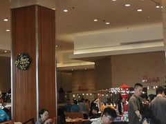 -亚龙湾希尔顿自助餐厅·海鲜·烧烤·沙滩BBQ·现场乐队