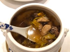 石斛花瑶柱炖老鸡-Yan Ting 宴庭中餐厅(上海静安瑞吉酒店)