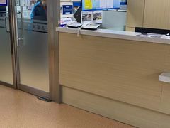 -宠颐生中康贝怡动物医院
