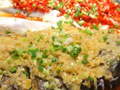 -阿瓦山寨·湘菜现炒·剁椒鱼头王(咸阳总店)