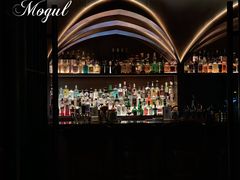 -Mogul Eatery·大亨餐酒馆