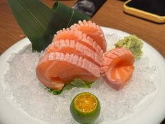 三文鱼中腹-筱田の食堂·izakaya(淮海中路店)