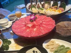 -德天肥牛海鲜火锅(城西银泰店)