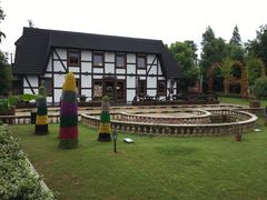 -金山农民画村-枫泾波兰倒置屋