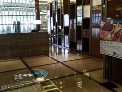 -大中华希尔顿酒店-念自助餐·嗨啤·小龙虾