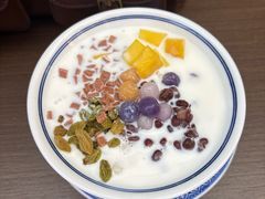 -广信牛奶甜品世家(台东店)