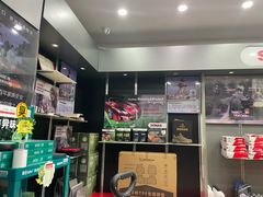 -哈贝卡汽车服务连锁(硕士路店)