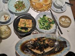 -围龙屋客家食府(福田店)