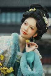 -两间半汉服工作室(平江路店)