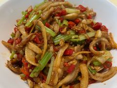 酸萝卜牛肚丝-笨罗卜浏阳菜馆(龙华鹏润达店)