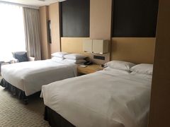 -上海漕河泾万丽酒店