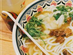 -鑫花溪牛肉米粉(天山店)