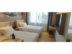 -爱舍海岸酒店(香港中路五四广场店)