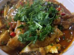 -魏铭鱼头捞饭(晋阳路店)