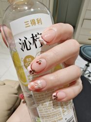-天生爱美甲