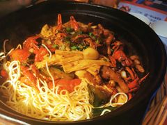 油焖小龙虾拼牛蛙-鹤江桥·红油牛肉粉(SKP店)
