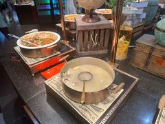 -四海一家自助餐(益田假日广场店)