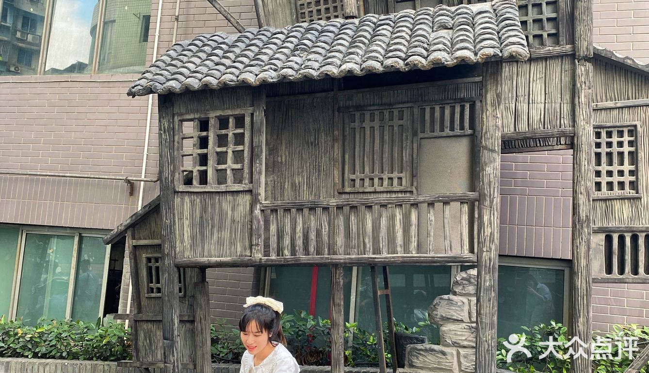 重庆打卡｜隐匿在闹市区的话剧圣殿～