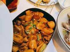 饭盒焖肥肠-渔娘渔家丹东海鲜(东直门店)