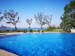 -上海滴水湖皇冠假日酒店