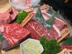 -铭牛烧肉·和牛海鲜自助(高新月牙湖店)