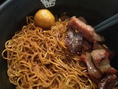 捞幼面-亞婆井·劲抽面食(铂顿城店)