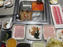 -海底捞火锅(珠影星光城夜宵主题店)